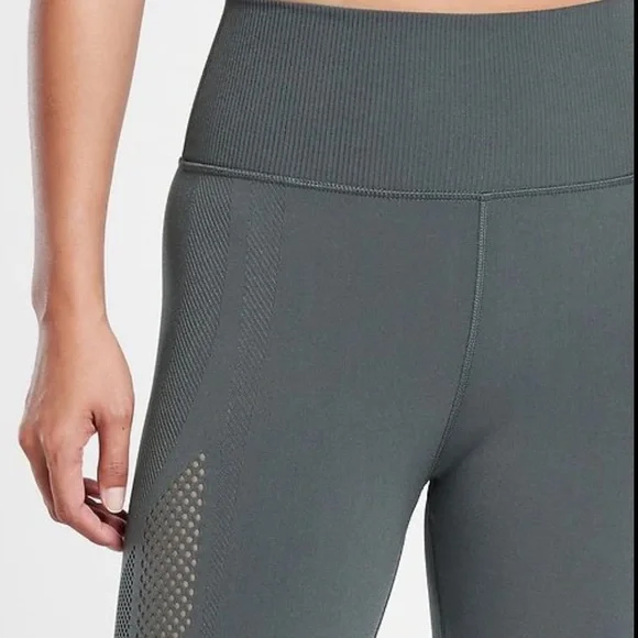Athleta Mudra 7/8 Tight - Picture 8 of 12